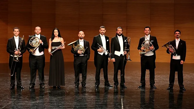 Konserler, Söyleşiler Ve Sergi Bir Arada