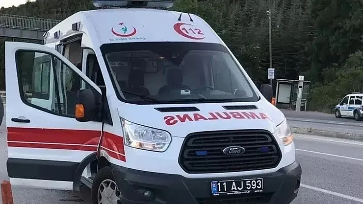 Kontrolden Çıkan Motorlu Bisiklet Devrilirken, Sürücüsü Yaralandı