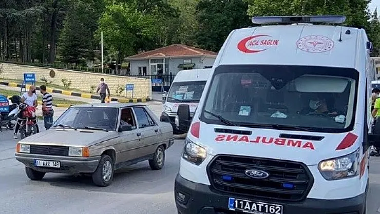 Kontrolden Çıkan Motosiklet Devrildi, Sürücüsü Yaralandı