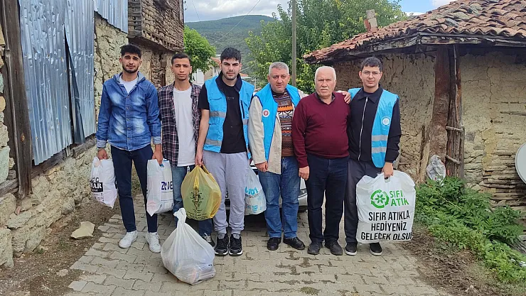 Köpenez Köyündeki Evleri Yanan Ailelere Yardım Eli
