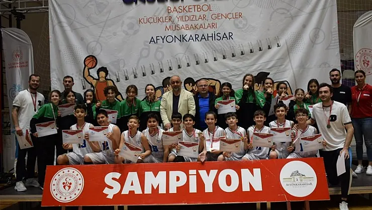 Küçükler basketbolda yarıştı