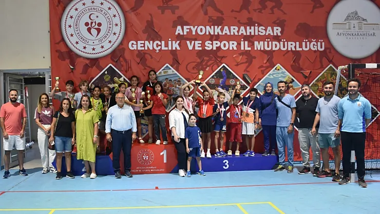 Küçükler Masa Tenisi Müsabakaları Tamamlandı