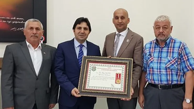 Kumartaşlı ve yönetiminden veda ziyareti