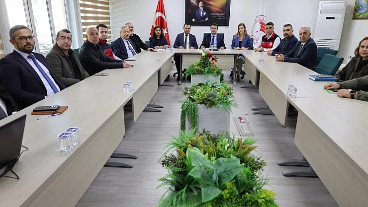 Kuraklık Riski Altındaki Eber Ve Akşehir Gölleri İçin Bir Araya Gelindi