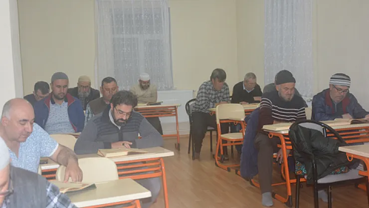 Kur’an’ı Kerim kursları sürüyor