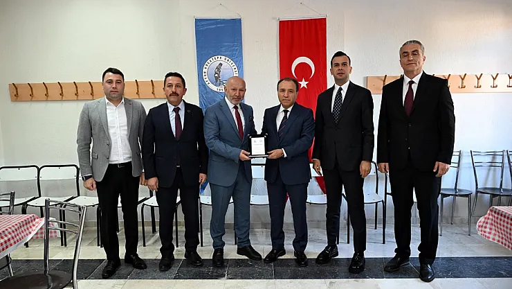 Kurumlar El Ele Verdi, Bilgisayar Laboratuarı Yenilendi