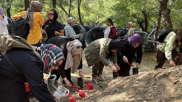 Kütahya Belediyesi'nden Doğa Yürüyüşü Ve Eğitim Etkinliği