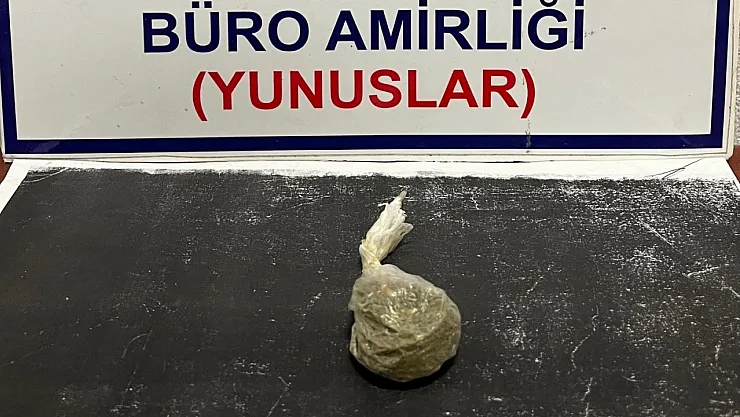 Kütahya'da Bir Şahsın Mont Cebinden Bonzai Çıktı