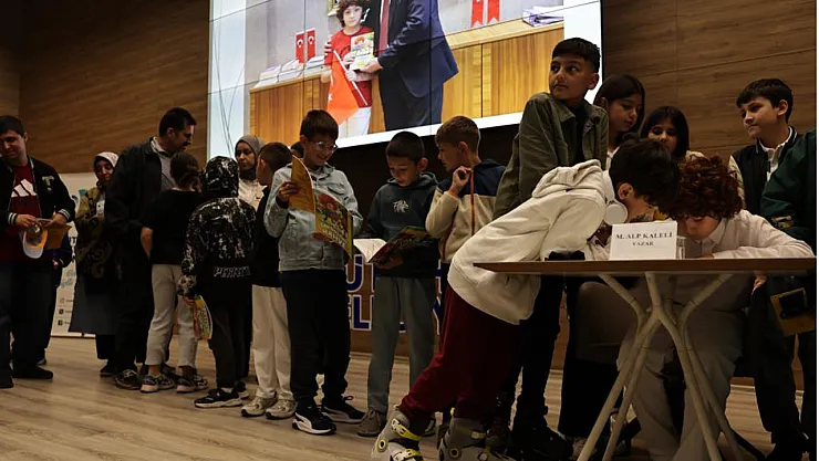 Kütahya'da Çocuklar Masalların Büyülü Dünyasında Buluştu