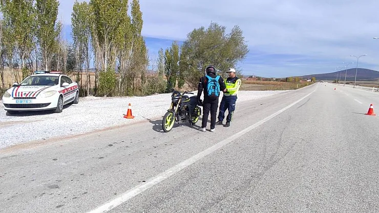 Kütahya'da Jandarmadan Motosiklet Ve Motorlu Bisiklet Denetimi