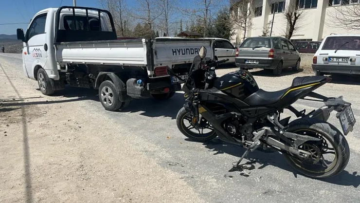 Kütahya'da Motosiklet Kazasında Kask Hayat Kurtardı