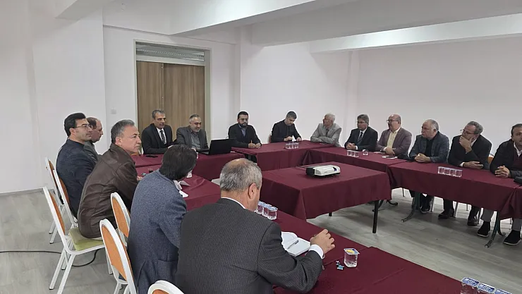 Kütahya'da Özel Proje Uygulayan Okullar Değerlendirme Toplantısında Bir Araya Geldi