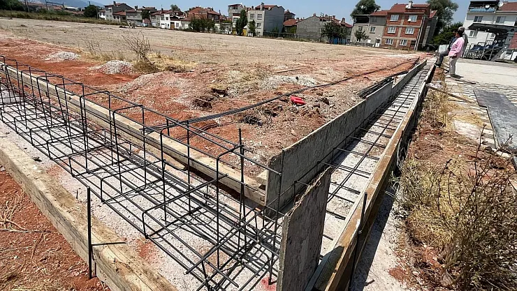 Kütahya'da Vefa Sahası Yenileniyor