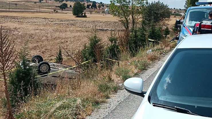 Kütahya'da Yol Kontrolü Yapan Jandarma, Takla Atan Otomobilin Altında Kaldı: 1 Şehit