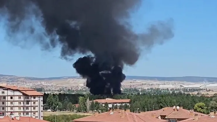 Kütahya Hava Er Eğitim Tugay Komutanlığı Yemekhanesinde Yangın