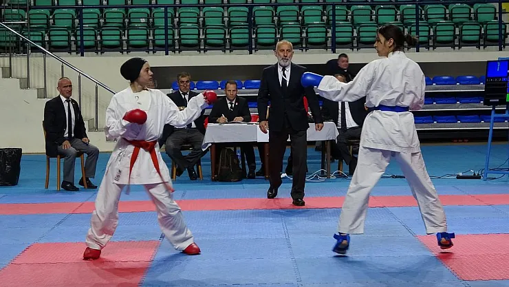 Kütahya’da Türkiye Gençler Karate Şampiyonası