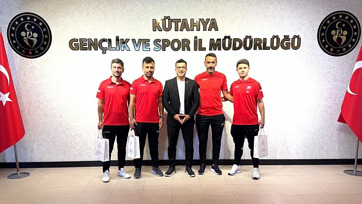 Kütahyalı Sporcular Ayak Tenisi'nde Türkiye Şampiyonu Oldu