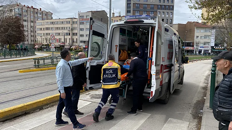 Lavaboda Rahatsızlanan Şahsa Sağlık Ekipleri Müdahale Etti