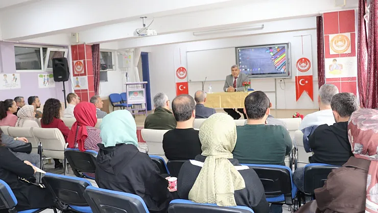 'LGS Ve YKS'de Başarı Doğru Yönlendirmeye Bağlı'
