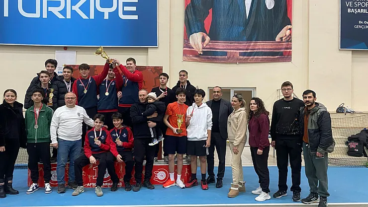 Masa Tenisinin Tüm Kategorilerinde Birinciler Belli Oldu