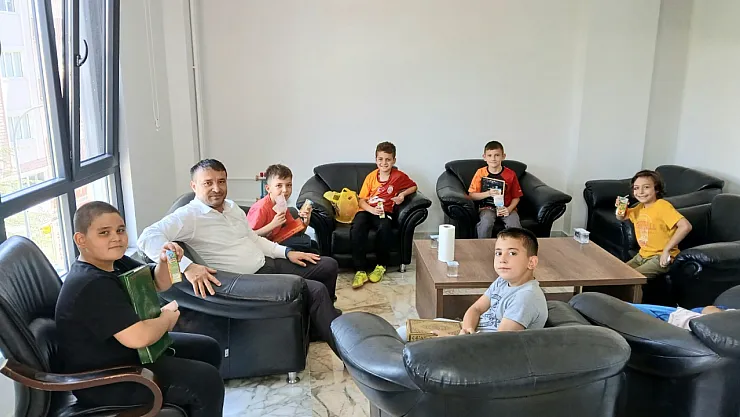 MHP'ye Komşu Ziyareti