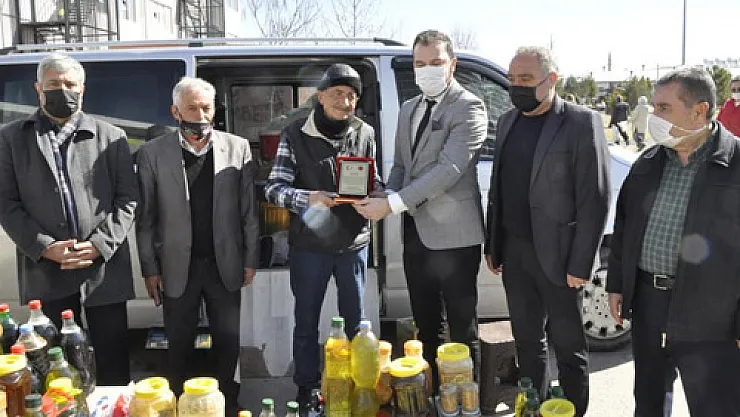 MHP'nin 'vefa hareketi' takdir görüyor