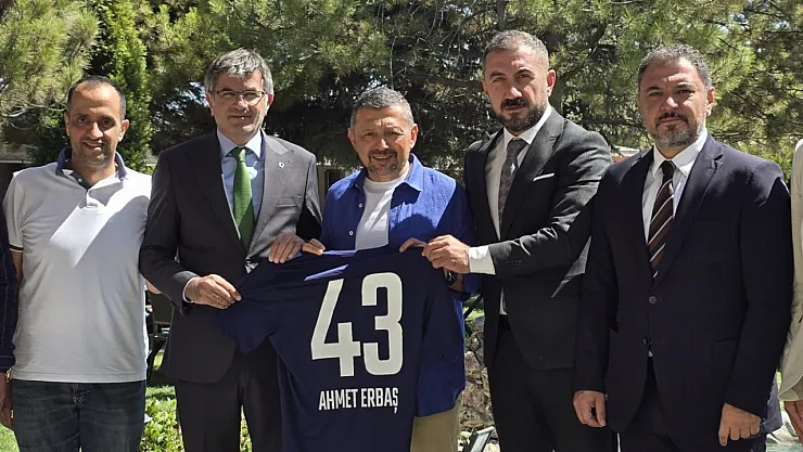 Milletvekili Ahmet Erbaş'tan Kütahyaspor'a 1 Milyon TL Destek