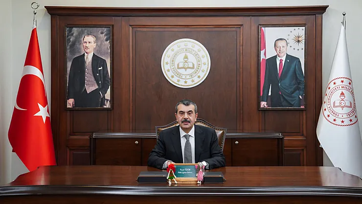 Milli Eğitim Bakanı Yusuf Tekin'e Protesto Şoku