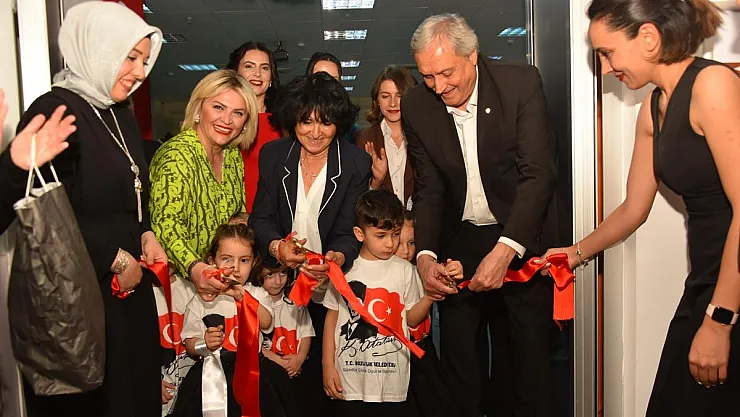 Minik öğrencilerin yılsonu sergisi büyük beğeni topladı