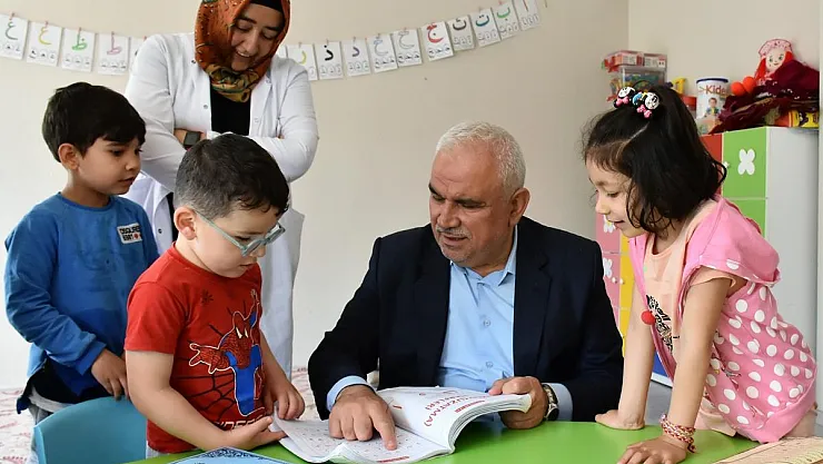 Miniklerin Kur'an-ı Kerim aşkı