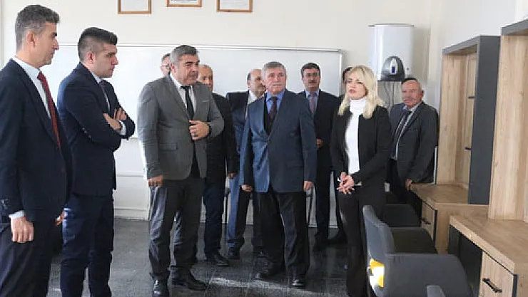 Müdür Sünnetci, Çay'da atölye açılışına katıldı