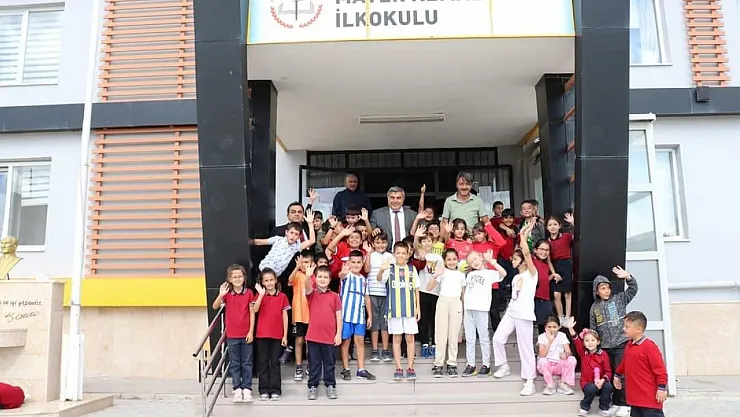 Müdür Sünnetci, Pilot Okulu Ziyaret Etti