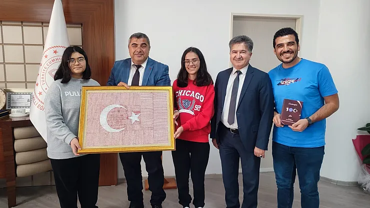 Müdür Sünnetci'ye Anlamlı Takdim