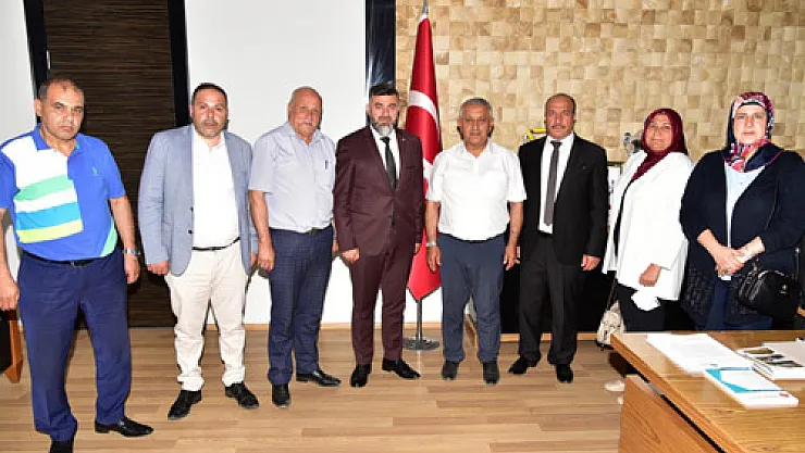 “Muhtarlar bizim mihenk taşlarımız”