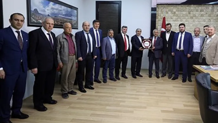 MÜSİAD'dan Başkan Zeybek'e ziyaret – Kocatepe Gazetesi