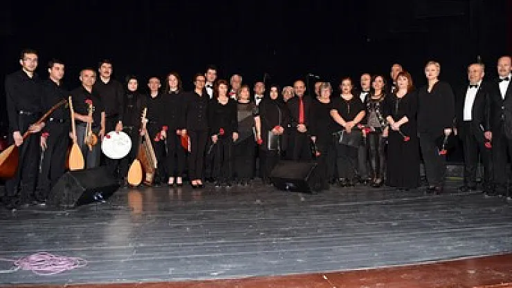 Musiki Eğitim Merkezi’nin konserine alkış
