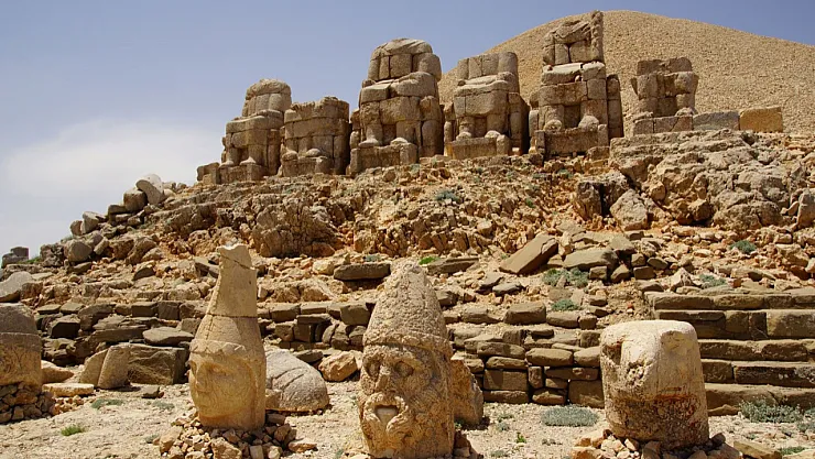 Nemrut Dağı'nın Gizemi Nedir?