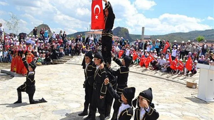 Neşeli proje finali – Kocatepe Gazetesi