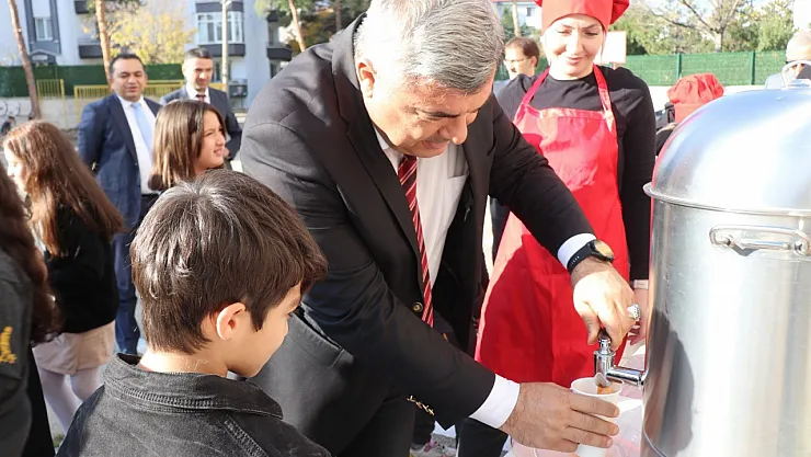 Öğrencilere Çorba İkramı, Afyon Merkezde De Başladı