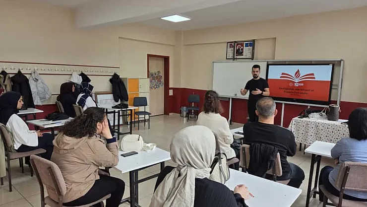 Öğretmen ve Öğrenci Gelişimi İçin Yeni Proje