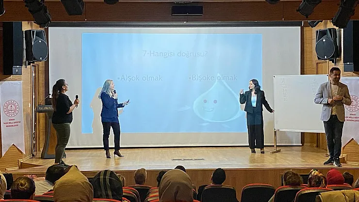 Öğretmenlere Diksiyon Eğitimi Verildi