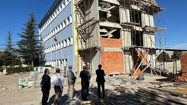 Okullarda güçlendirme çalışmaları devam ediyor