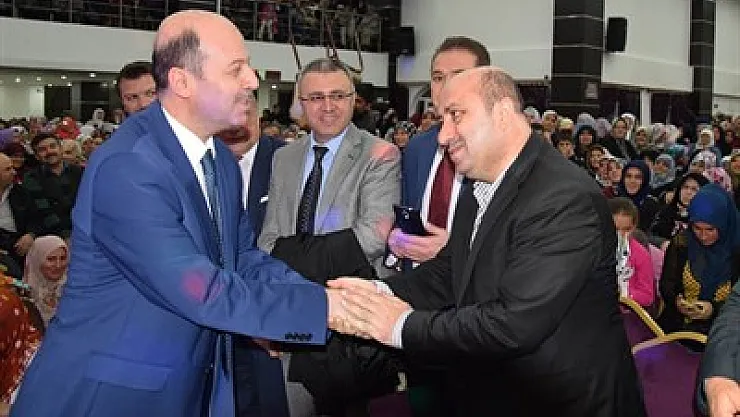 Ömer Döngeloğlu'na yoğun ilgi – Kocatepe Gazetesi