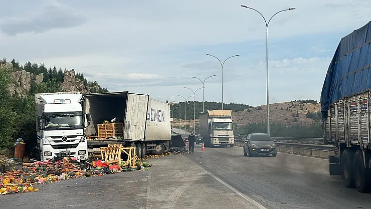 Otobüs Tırla Çarpıştı: 14 Yaralı