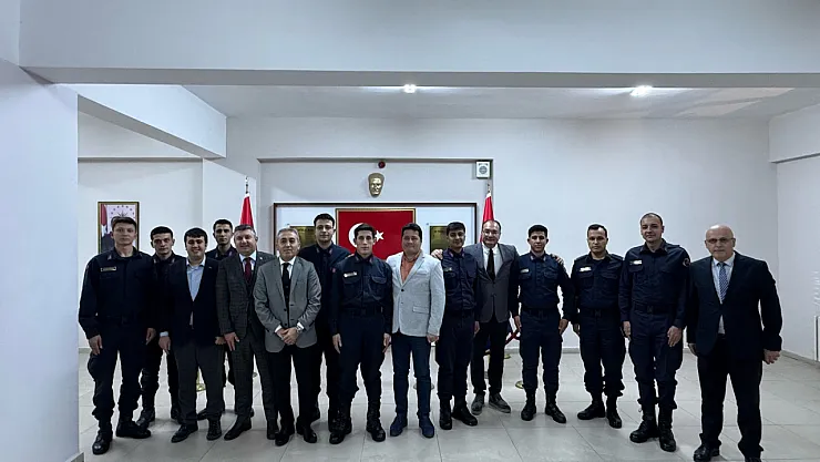 'Oyunları Devletimizin Yanında Sapasağlam Durarak Bozacağız'