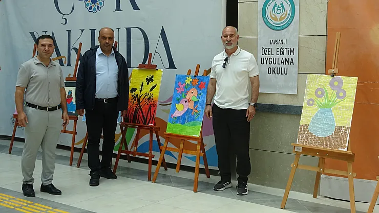 Özel Eğitim Uygulama Okulu'ndan Farkındalık Sergisi