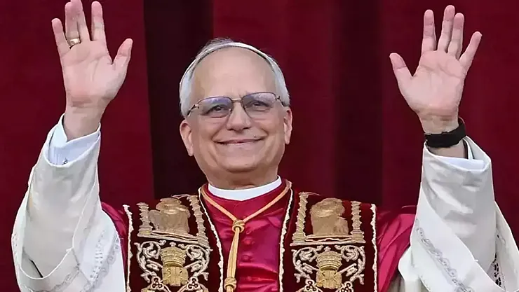 'Papa'yı Şirin Baba Gibi Sunuyorsunuz'