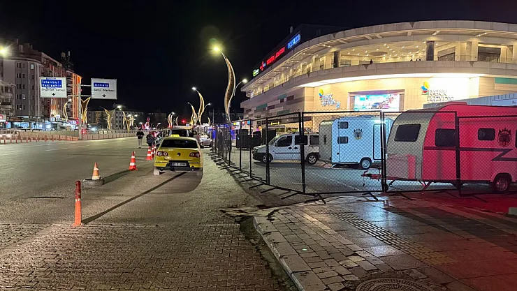 Park Afyon Kutlama Yapsın, Vatandaş Ne Yaparsa Yapsın