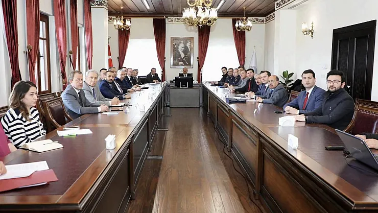 Parti temsilcileri seçim güvenliği için Valilik’te buluştu