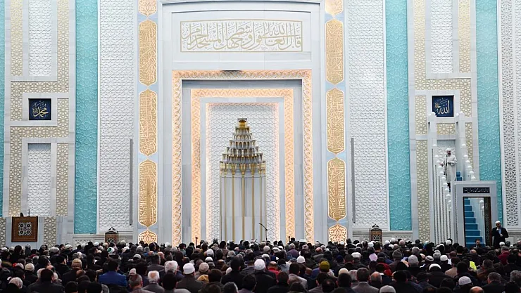 Peygamber Efendimiz'in (S.A.V.) Dünyayı Teşrifleri İçin Yıl Boyu Etkinlik